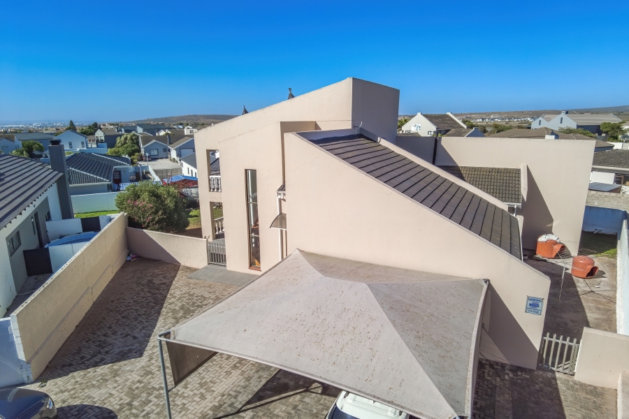 3 Bedroom Property for Sale in Country Club Western Cape